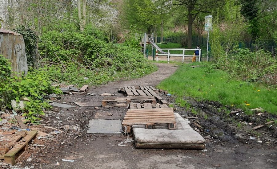 Spielplatz-Weg